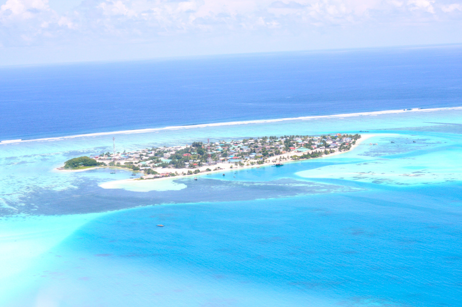 Aerial view of Thulhaadhoo in 2013