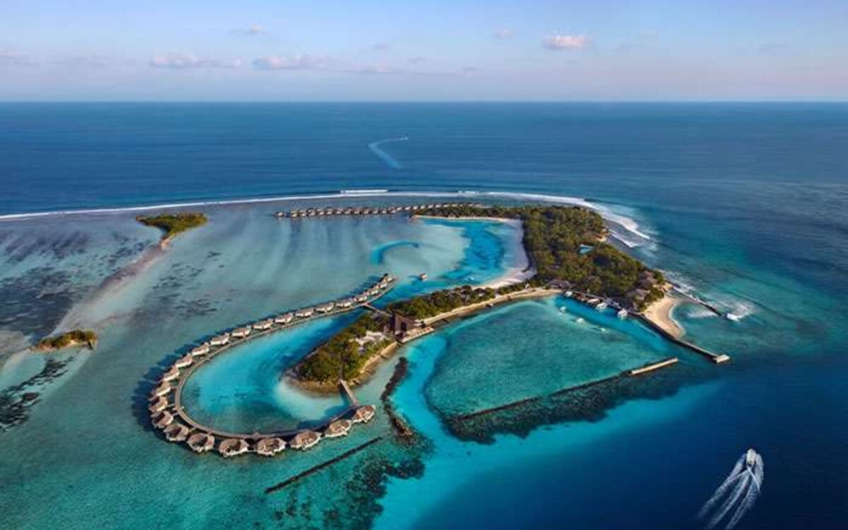 Cinnamon Dhonveli Maldives on Kanuoiy Huraa Island in the Maldives
