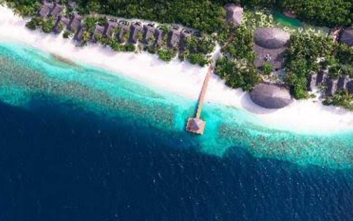 Dreamland - The Unique Sea & Lake Resort/Spa on Hirundhoo Island in the Maldives