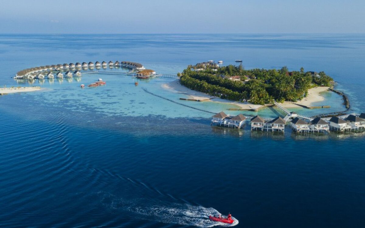 Machchafushi Island Resort & Spa Maldives, The Centara Collection on Machchafushi Island in the Maldives