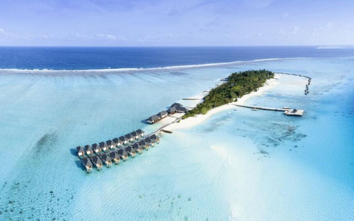Summer Island Maldives on Ziyaaraiyfushi Island in the Maldives
